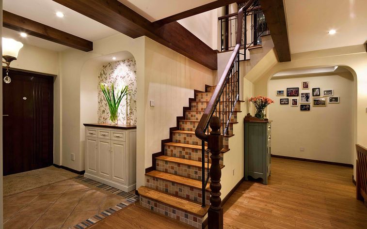 樓梯裝修的幾個注意事項-黃石裝修公司